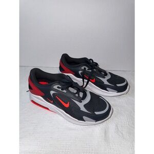 Nike Athletic Shoes Running Sneakers Cushioned‎ Comfort Black Red Gray 4Y